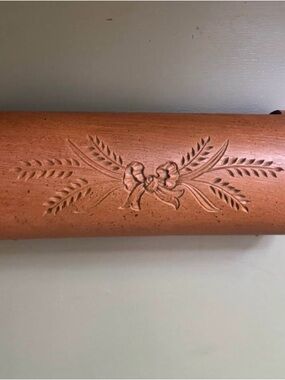 Vintage rolling pin wall holder